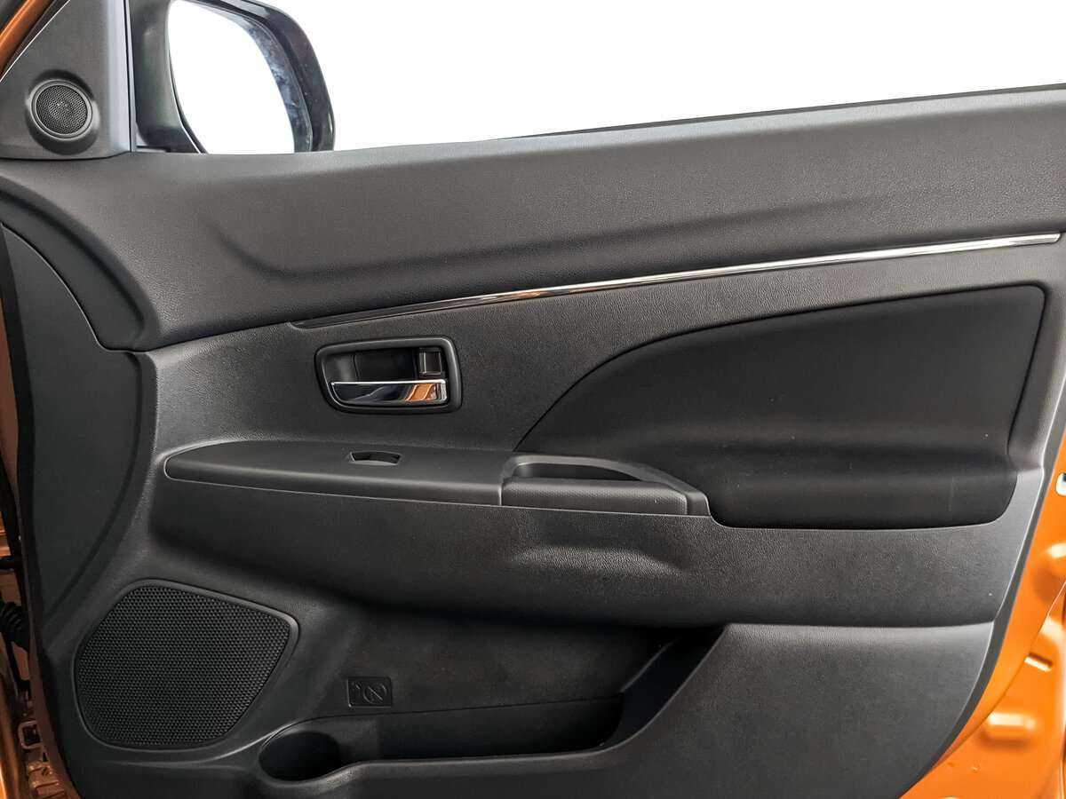 Б/У Митсубиши АС-Икс 2021 года. Фото: #22