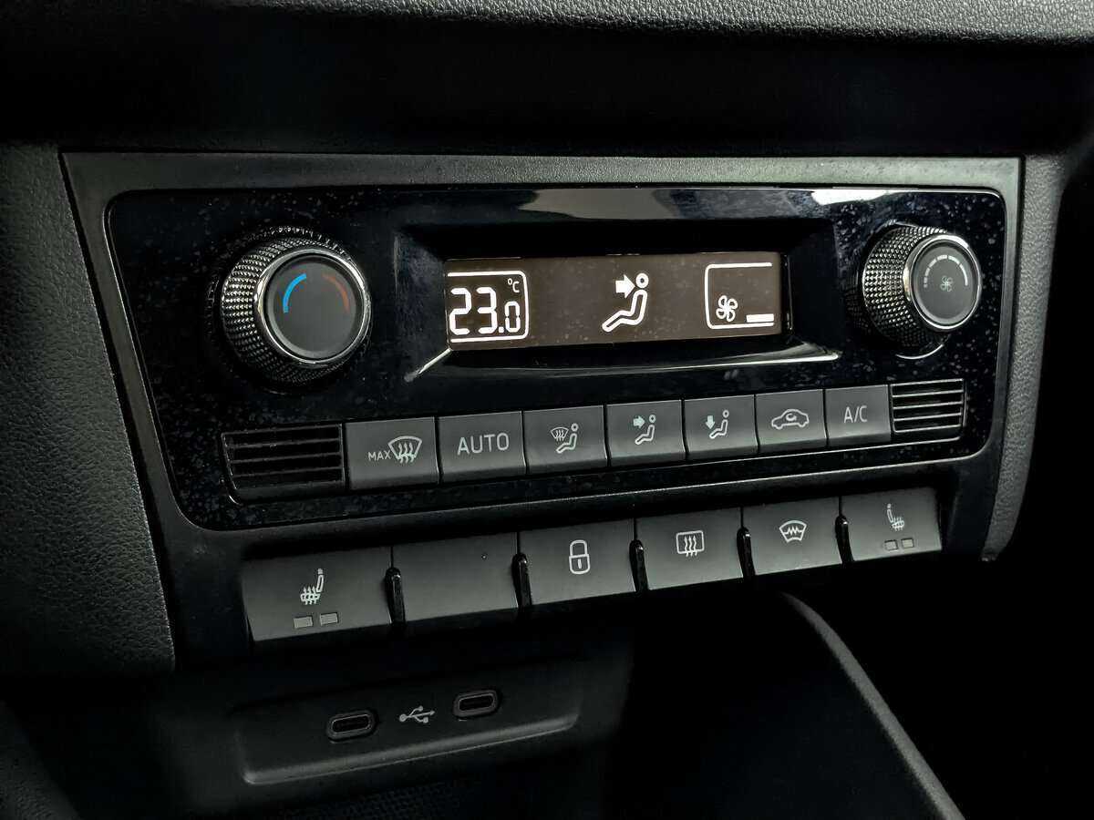 Б/У Шкода Рапид 2021 года. Фото: #16