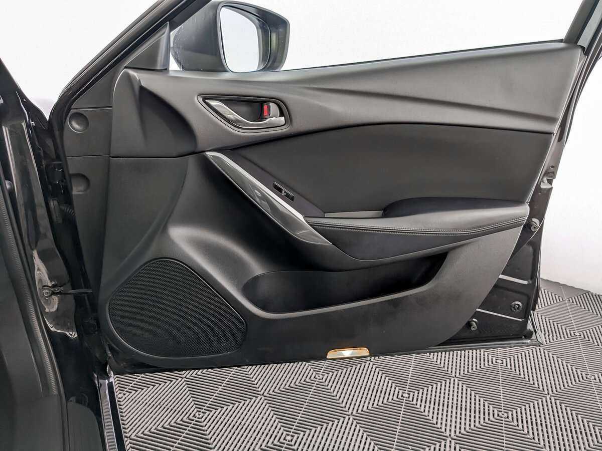 Б/У Мазда 6 2018 года. Фото: #18