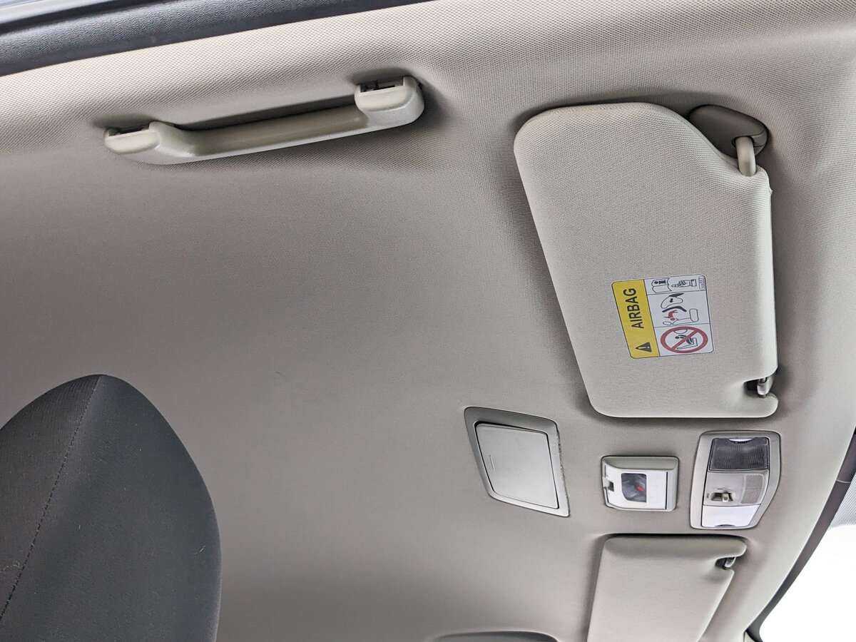 Б/У Митсубиши Оутлэндер 2019 года. Фото: #17