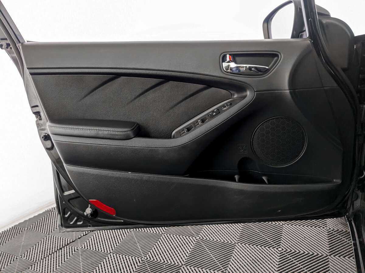 Б/У Киа Церато 2015 года. Фото: #14