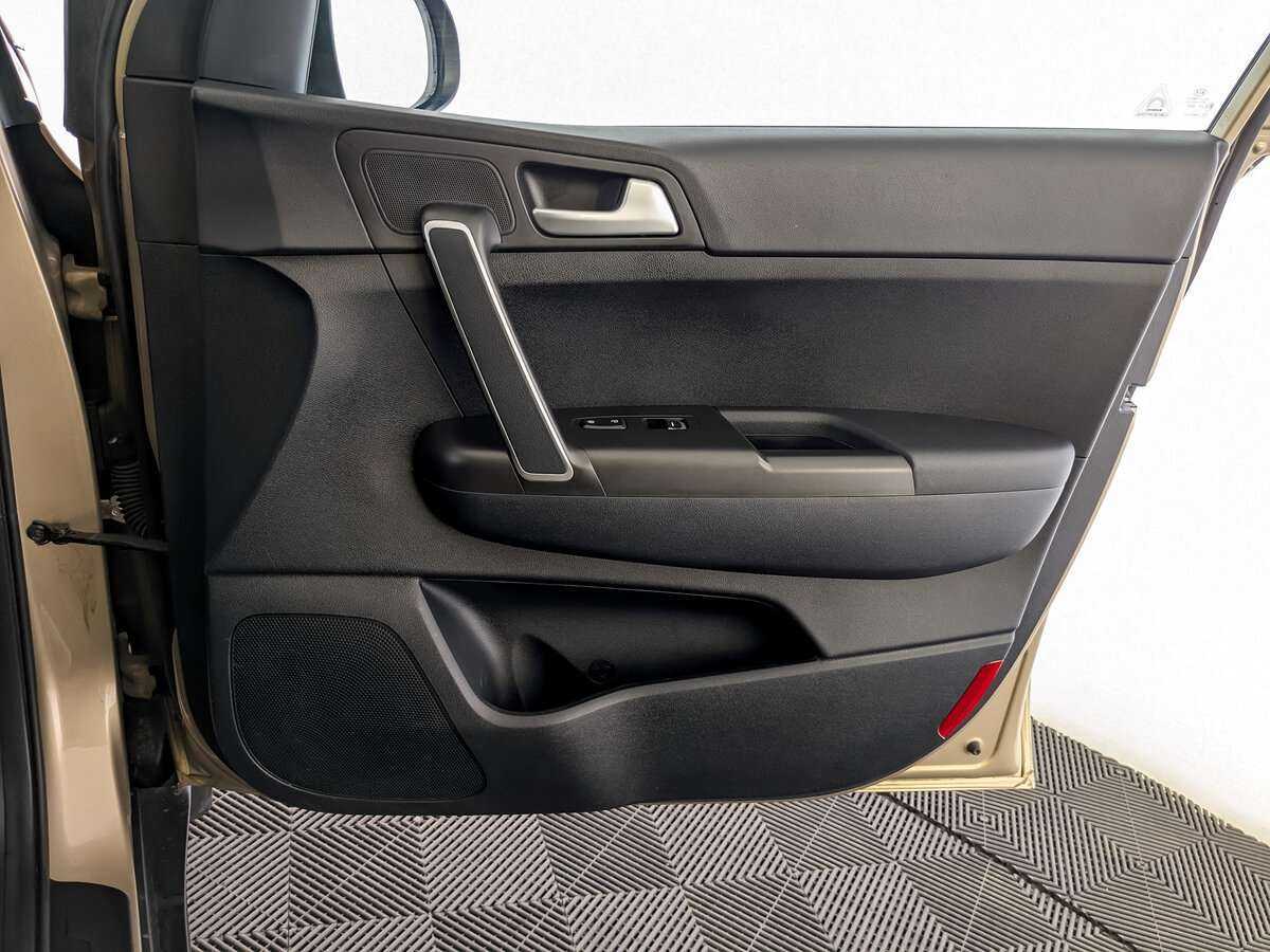 Б/У Киа Спортейдж 2019 года. Фото: #19