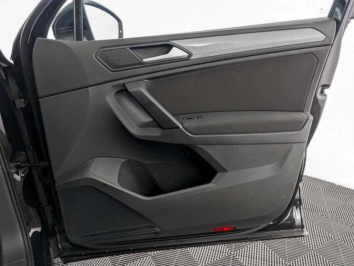 Volkswagen Tiguan 2021 года с пробегом. Фото: #19