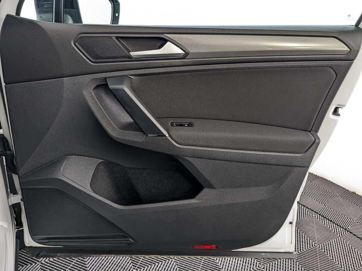 Volkswagen Tiguan 2020 года с пробегом. Фото: #24