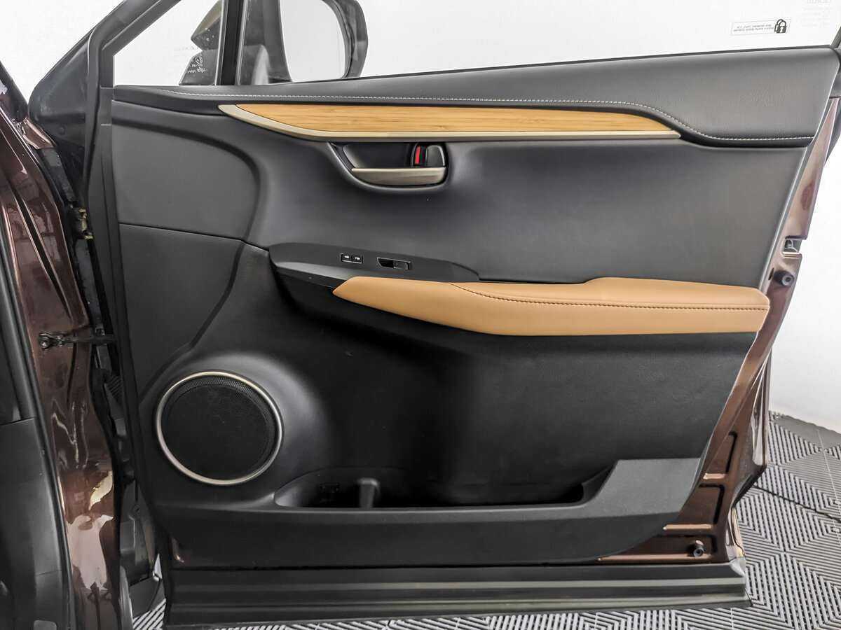 Lexus NX 2017 года с пробегом. Фото: #20