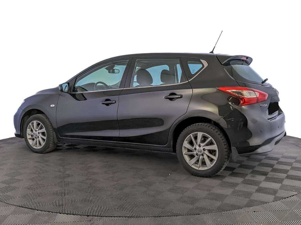 Б/У Ниссан Тиида 2015 года. Фото: #6