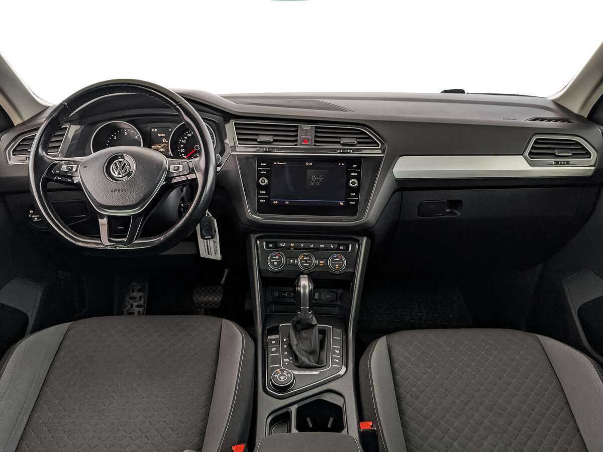 Б/У Фольксваген Тигуан 2017 года. Фото: #9