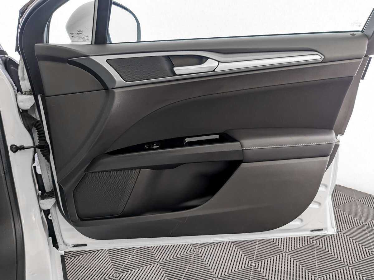 Б/У Форд Мондео 2017 года. Фото: #19