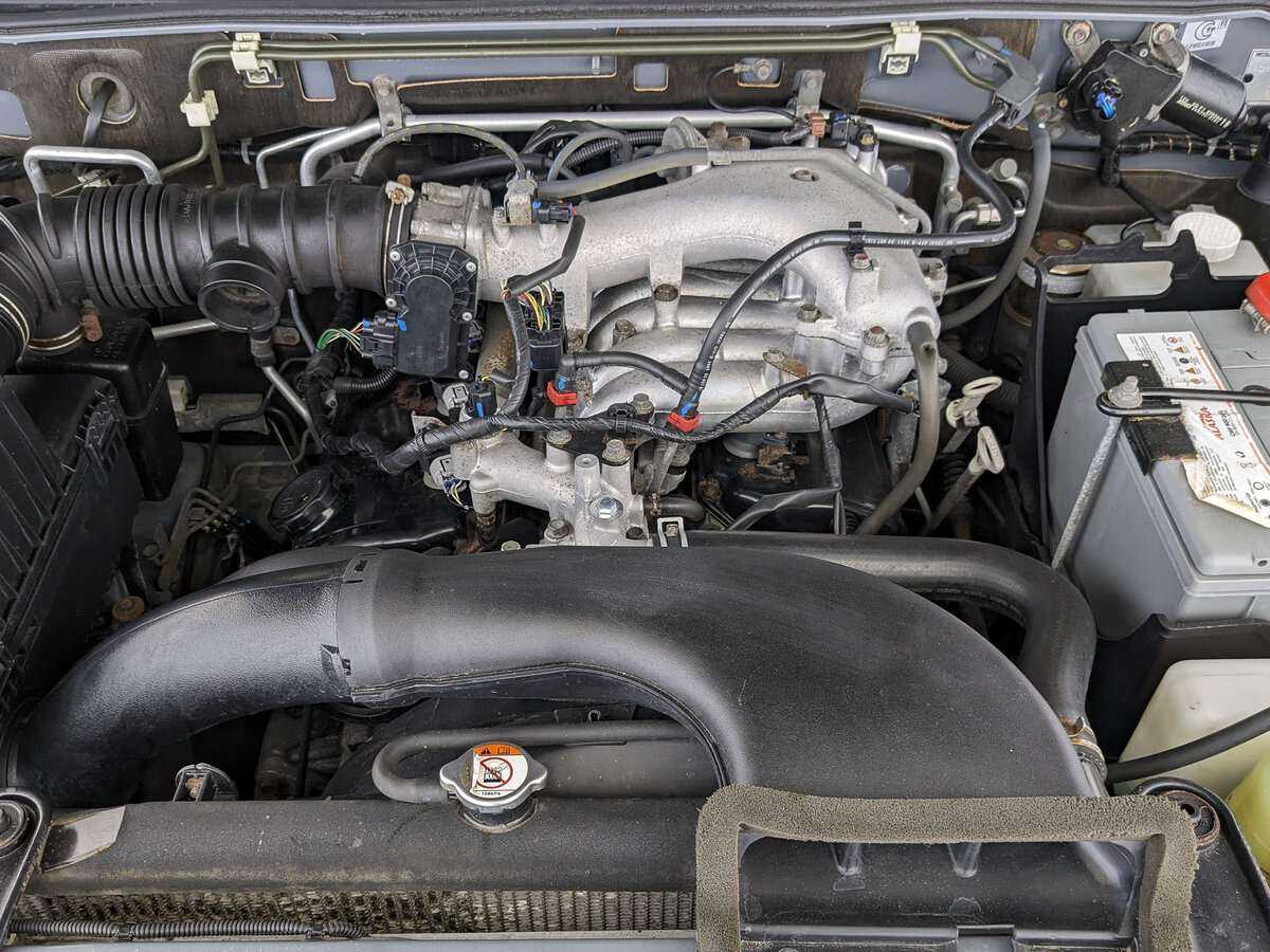 Б/У Митсубиши Паджеро 2013 года. Фото: #8