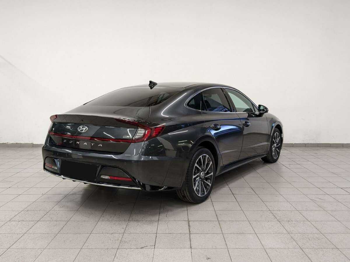 Hyundai Sonata 2022 года с пробегом. Фото: #4