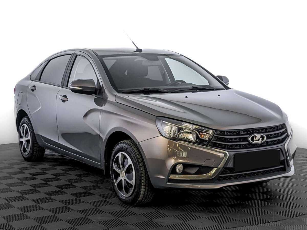 Lada (ВАЗ) Vesta 2021 года с пробегом. Фото: #2