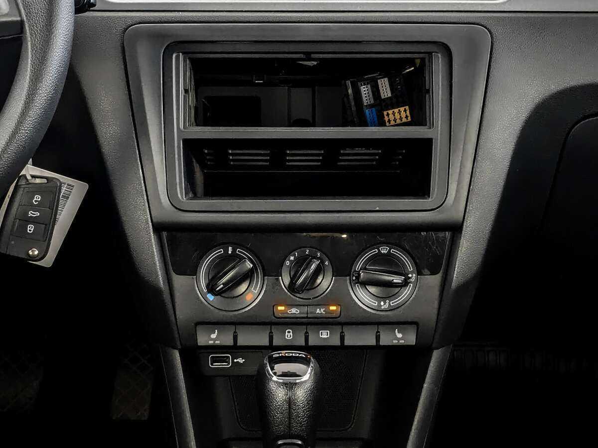 Б/У Шкода Рапид 2019 года. Фото: #12