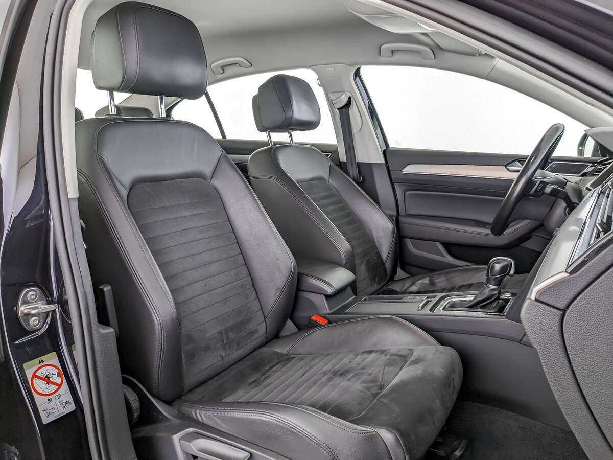 Б/У Фольксваген Пассат 2017 года. Фото: #23