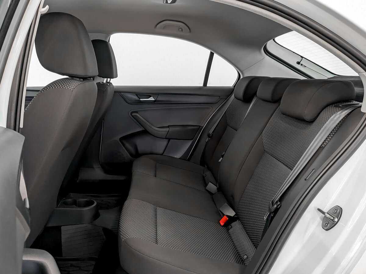 Б/У Фольксваген Поло 2020 года. Фото: #10