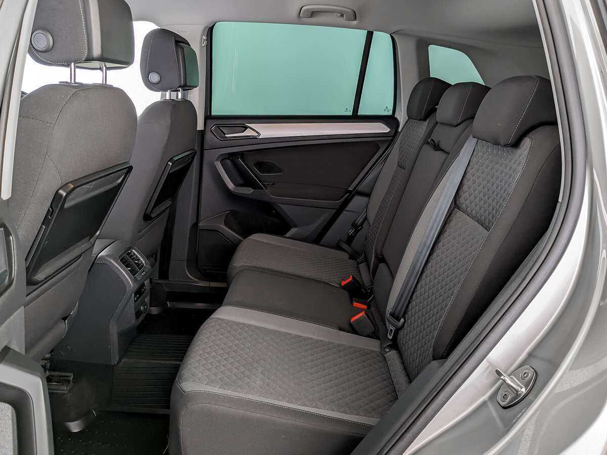 Б/У Фольксваген Тигуан 2017 года. Фото: #9