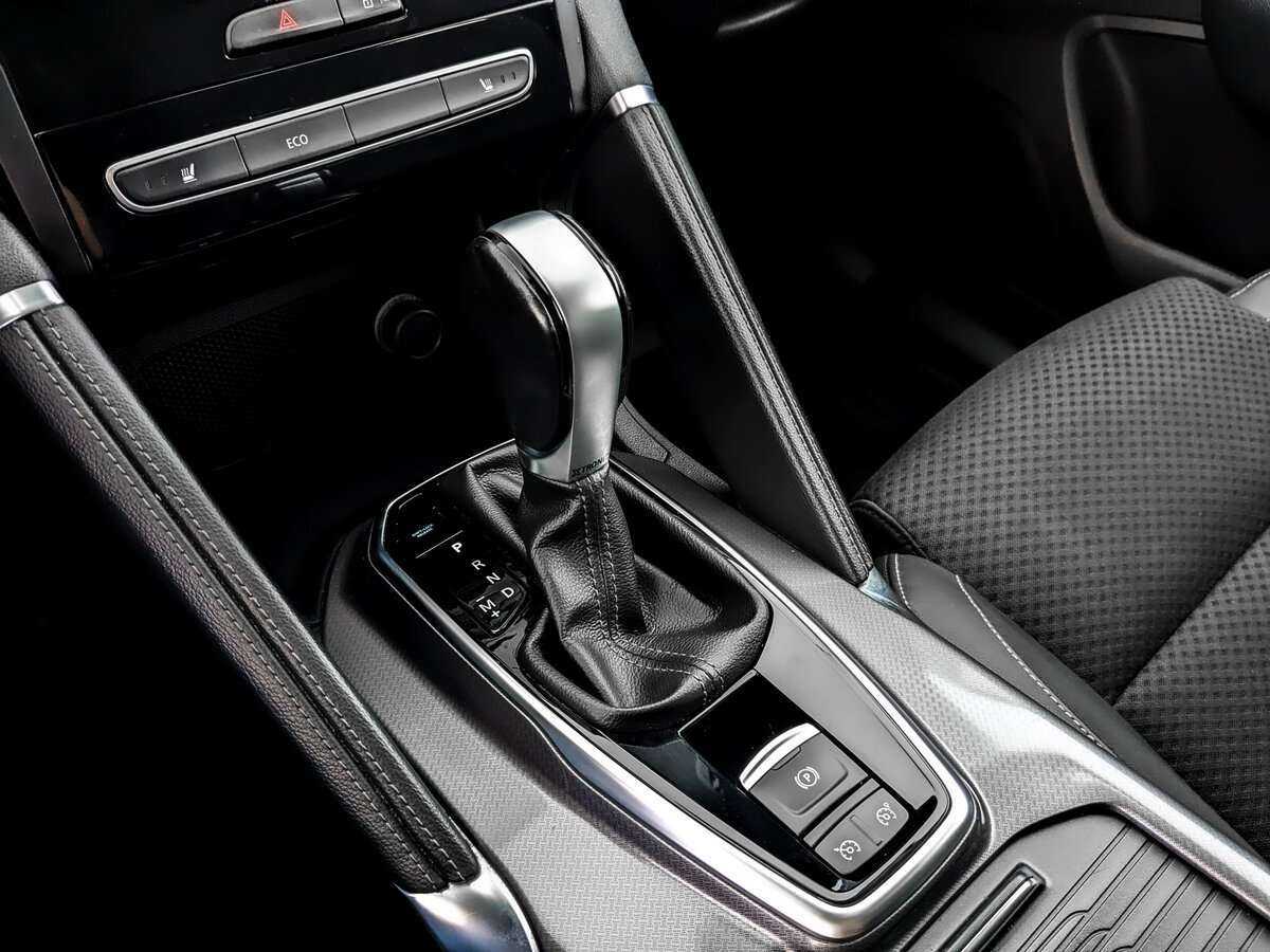 Б/У Рено Колеос 2018 года. Фото: #22