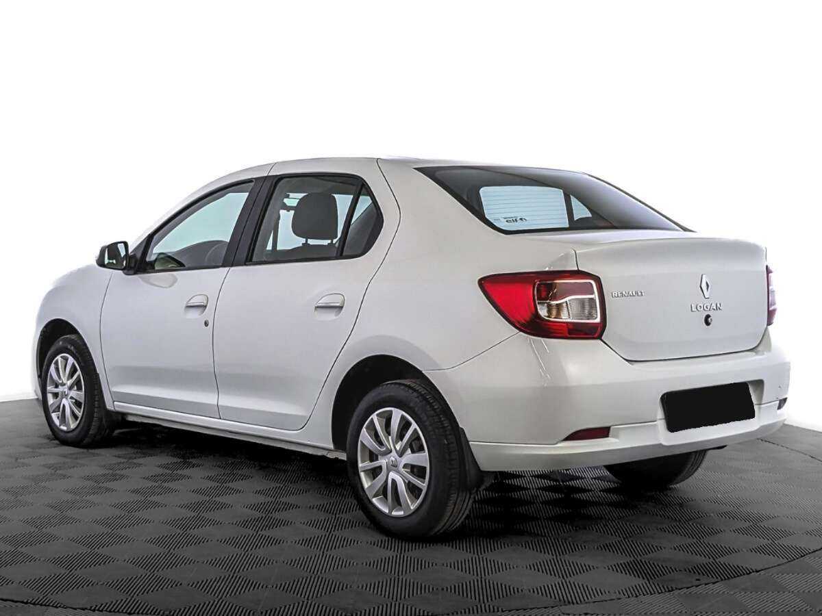 Б/У Рено Логан 2017 года. Фото: #6