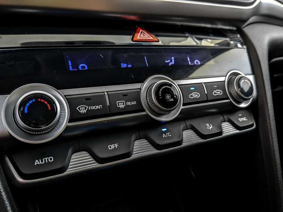 Б/У Хендай Елантра 2020 года. Фото: #20