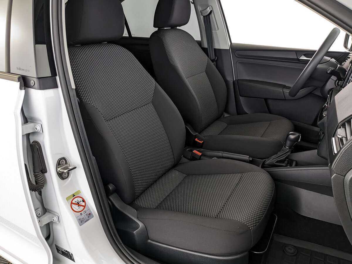 Б/У Фольксваген Поло 2020 года. Фото: #17