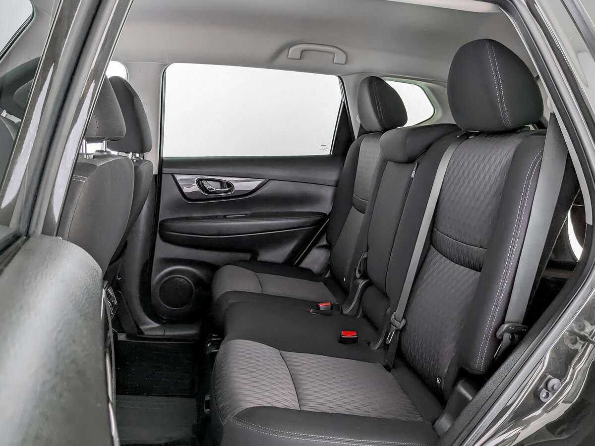 Б/У Ниссан Икс-Трейл 2019 года. Фото: #9