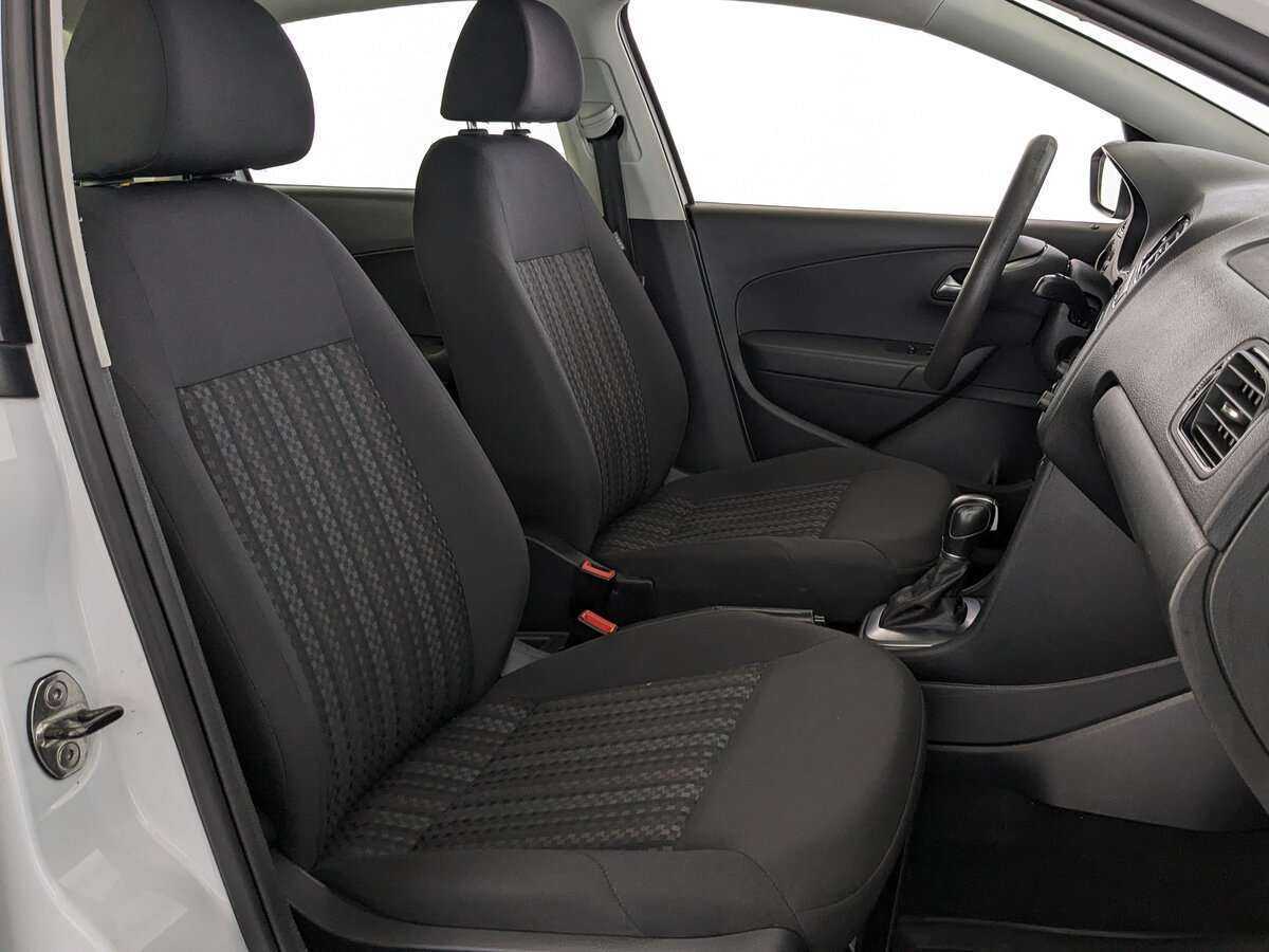 Б/У Фольксваген Поло 2018 года. Фото: #21