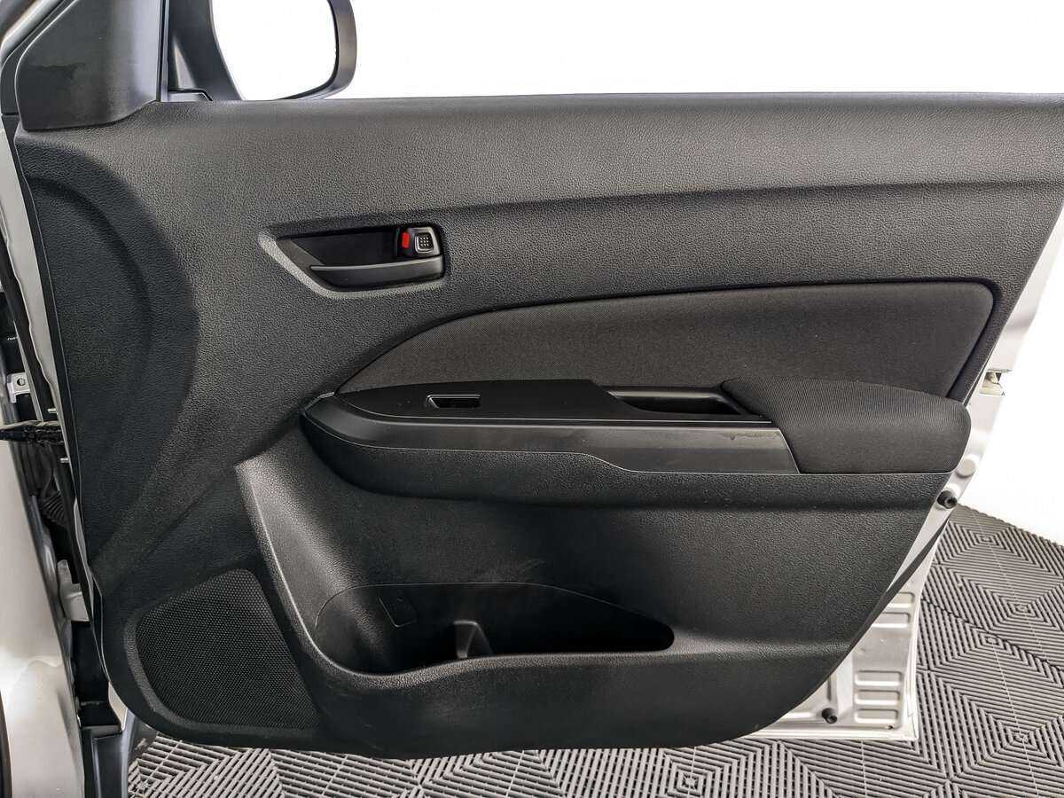 Б/У Сузуки Витара 2019 года. Фото: #24