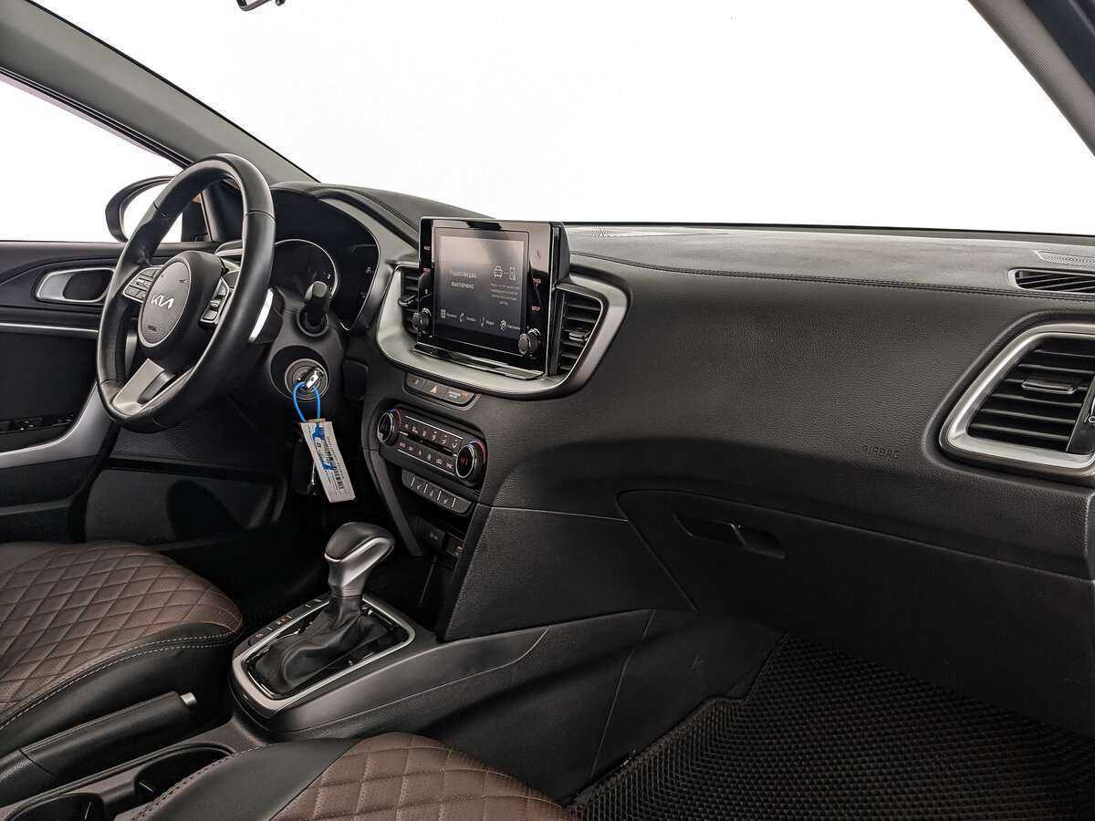 Б/У Киа Сид 2021 года. Фото: #8