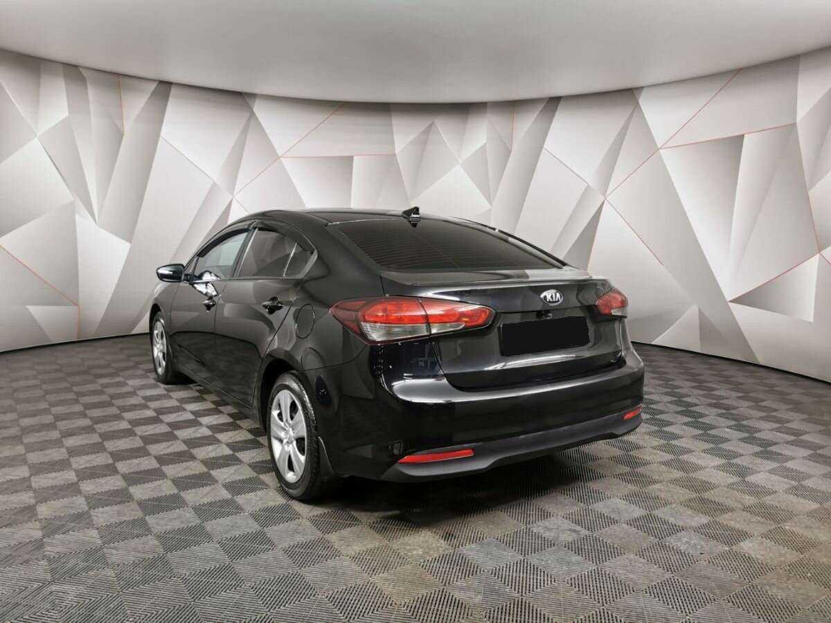 Kia Cerato 2017 года с пробегом. Фото: #3