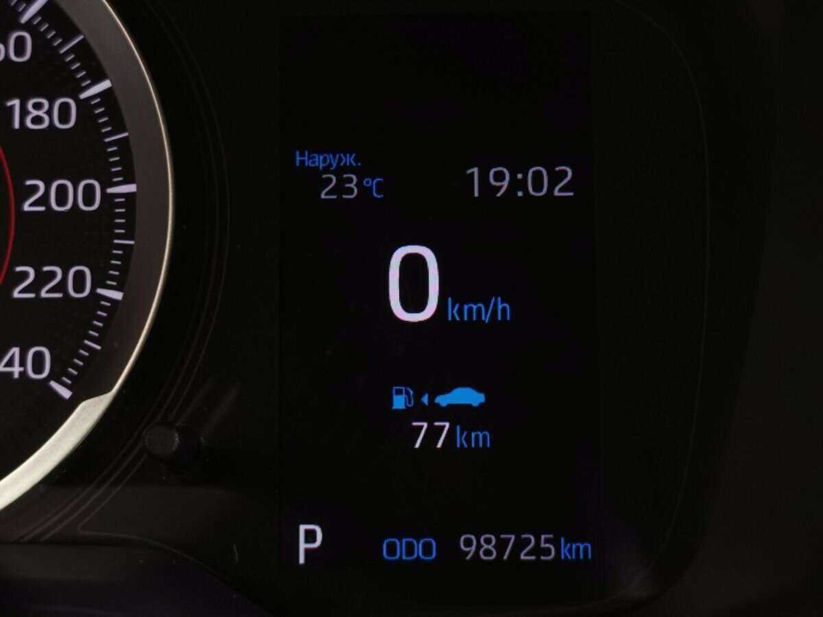 Toyota Corolla 2019 года с пробегом. Фото: #19