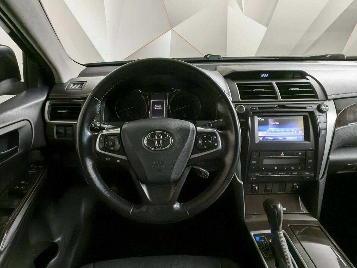 Toyota Camry 2017 года с пробегом. Фото: #13