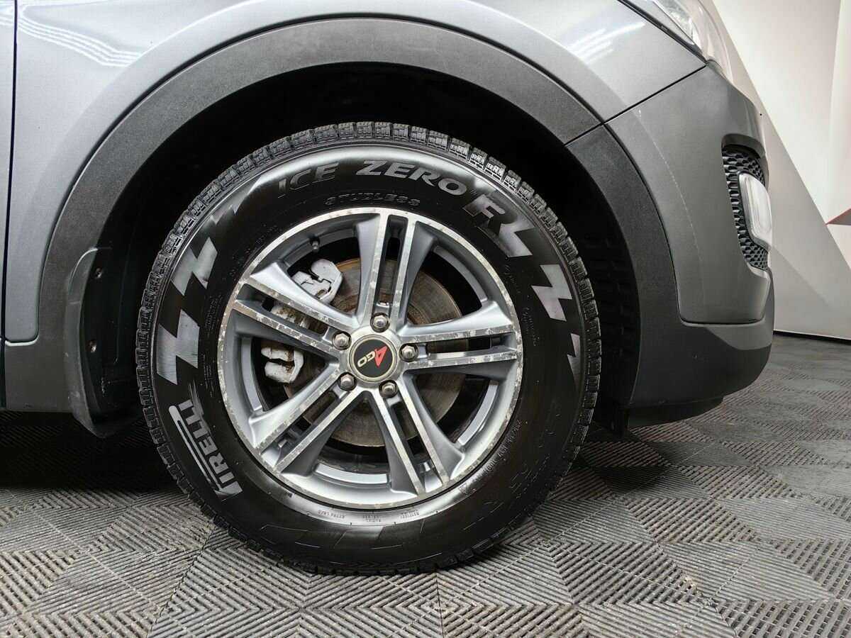 Hyundai Santa Fe 2012 года с пробегом. Фото: #14