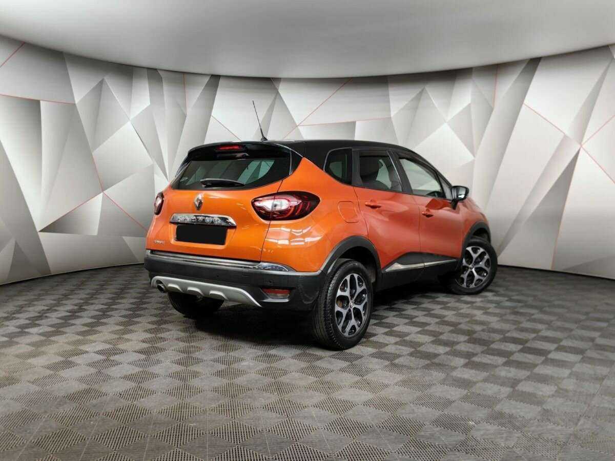 Renault Kaptur 2017 года с пробегом. Фото: #1