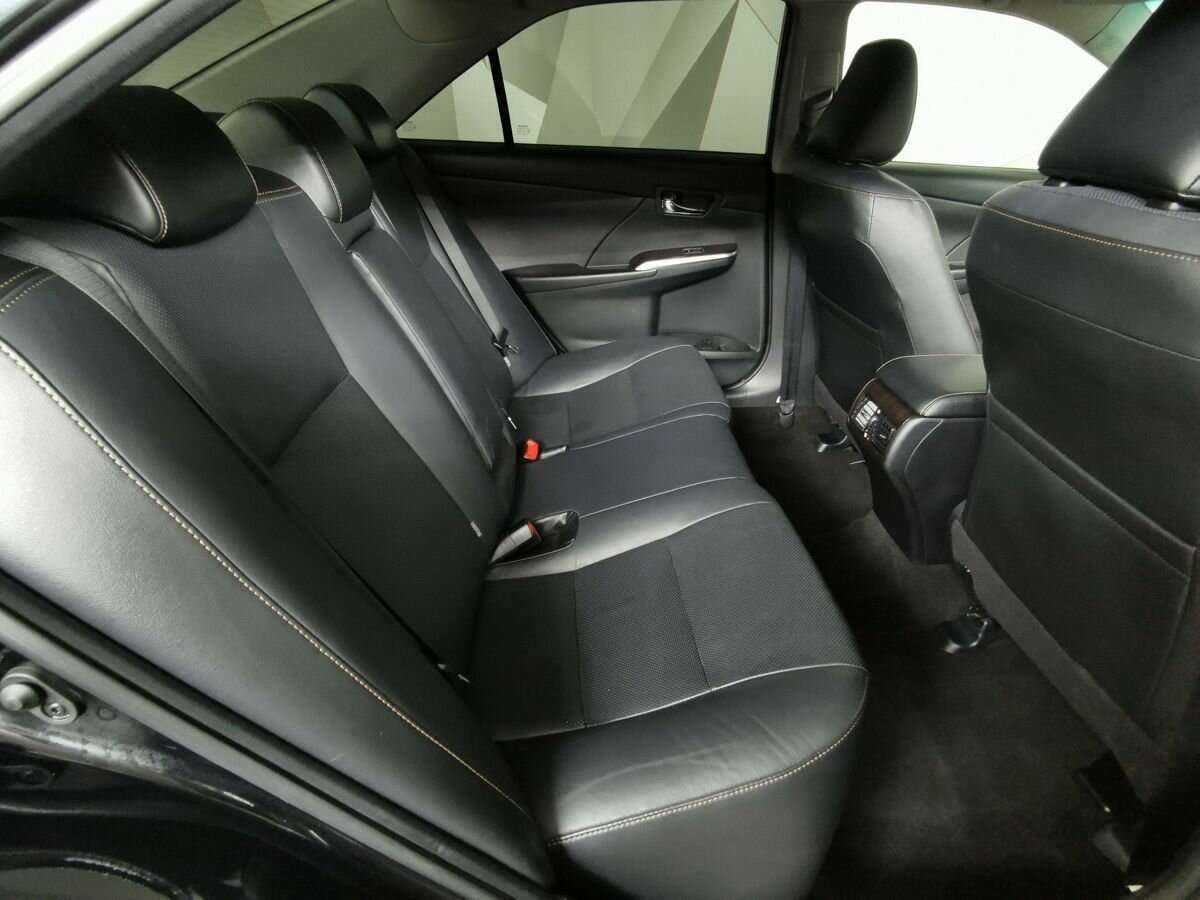 Toyota Camry 2017 года с пробегом. Фото: #11