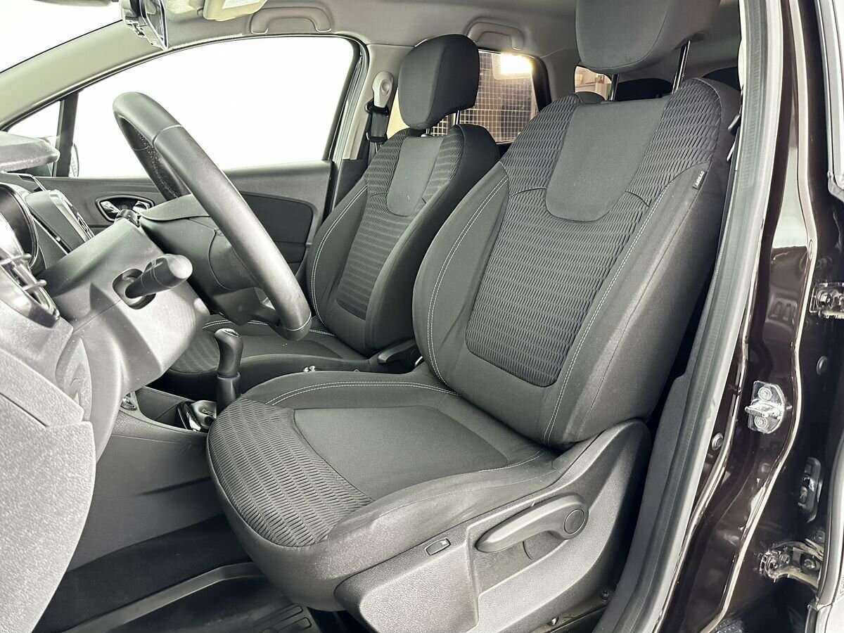 Renault Kaptur 2017 года с пробегом. Фото: #7