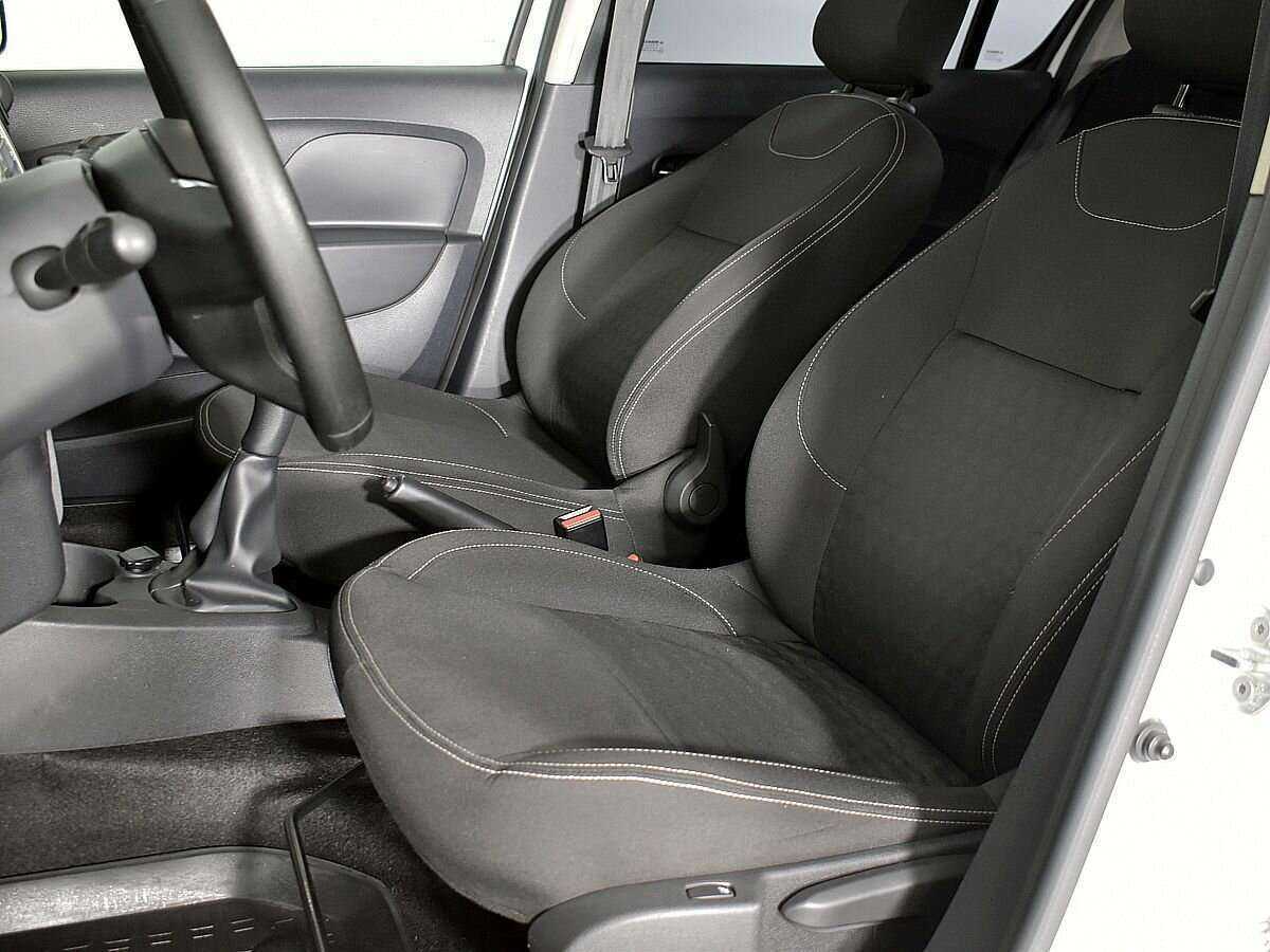 Б/У Рено Сандеро 2020 года. Фото: #6