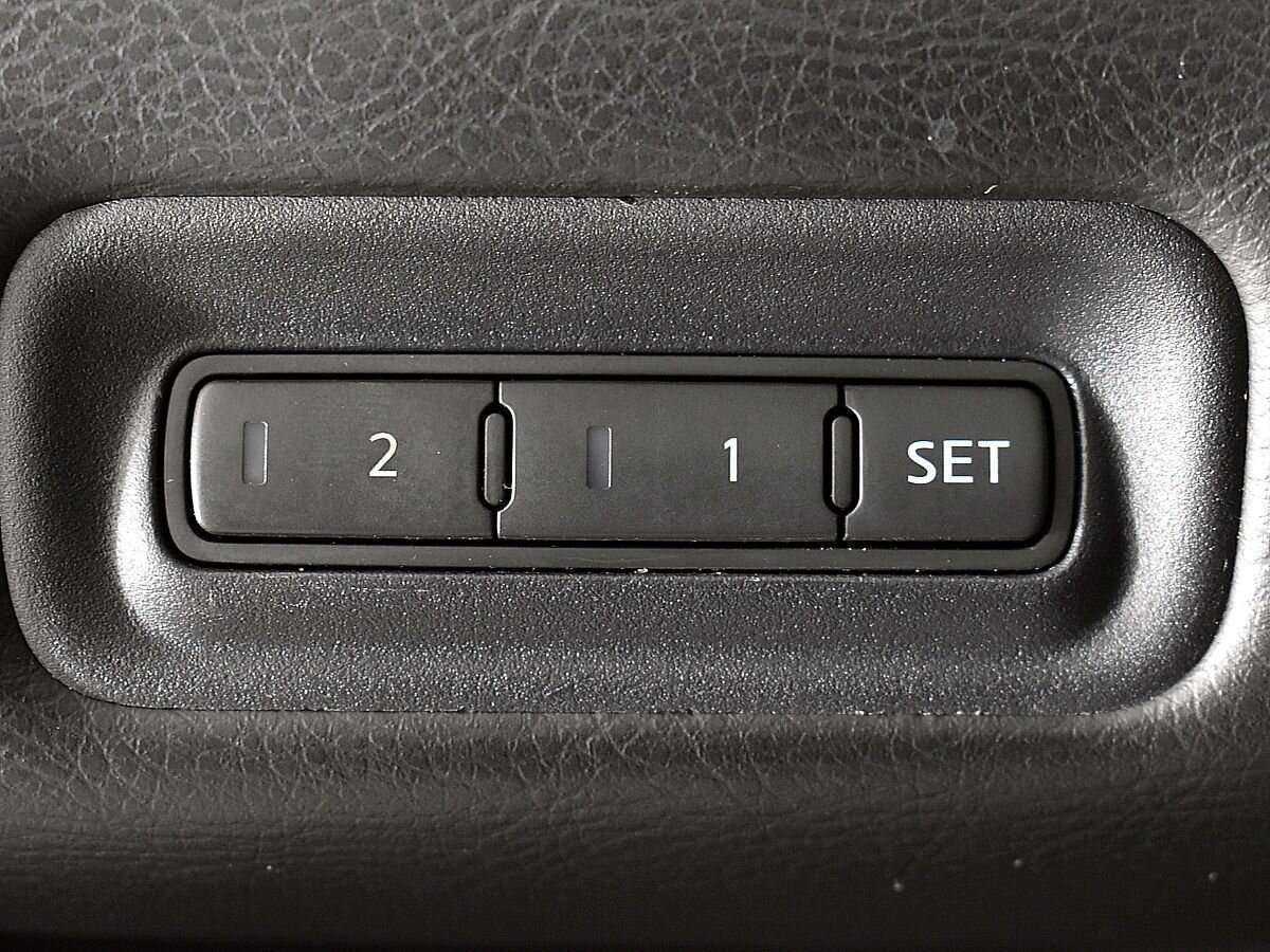 Nissan Pathfinder 2015 года с пробегом. Фото: #11