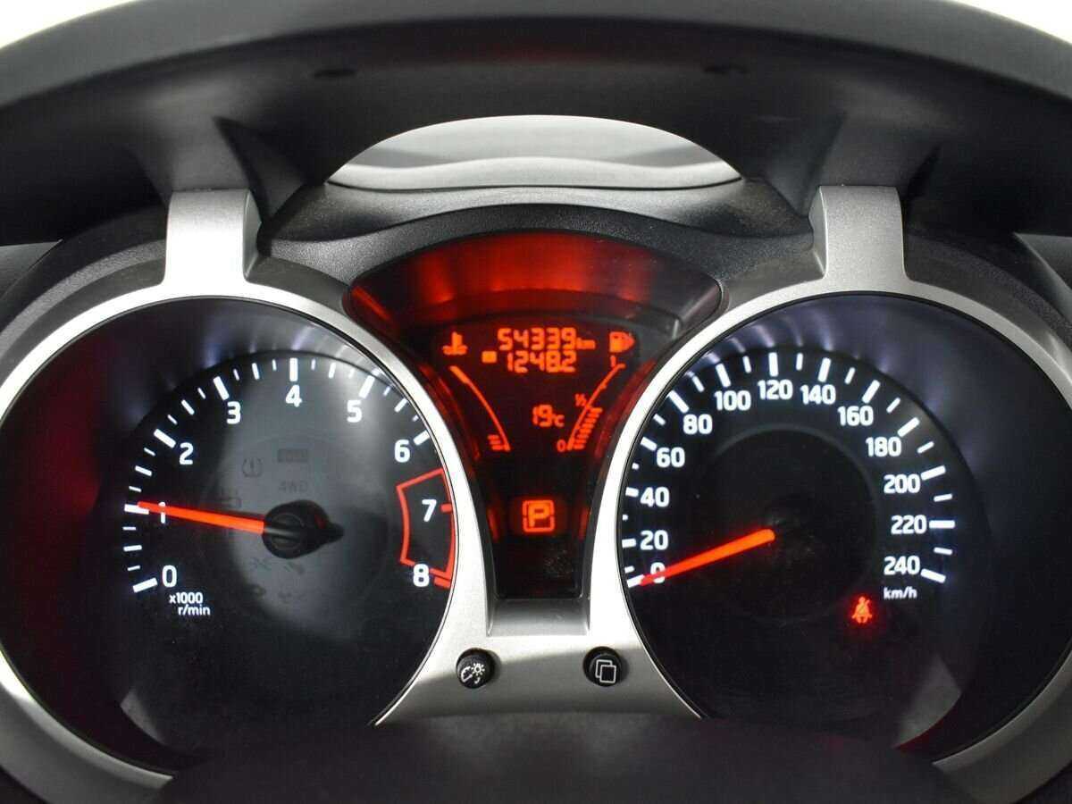 Nissan Juke 2015 года с пробегом. Фото: #10