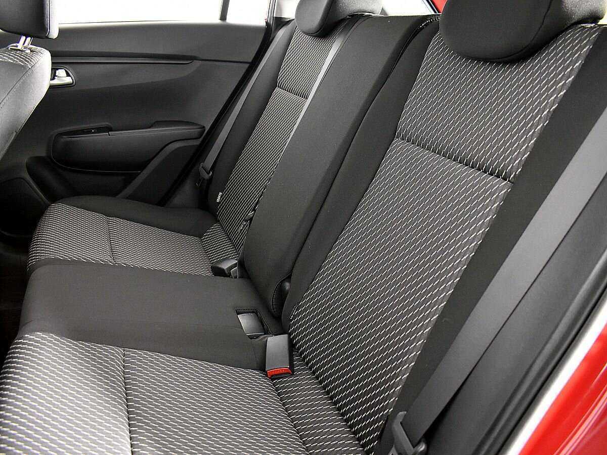 Kia Rio 2018 года с пробегом. Фото: #8