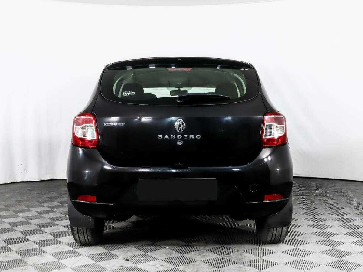 Б/У Рено Сандеро 2015 года. Фото: #5