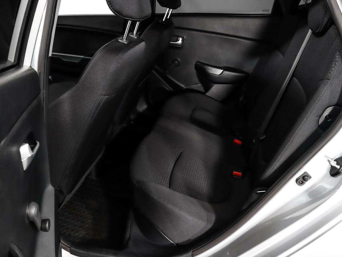 Б/У Киа Рио 2016 года. Фото: #5