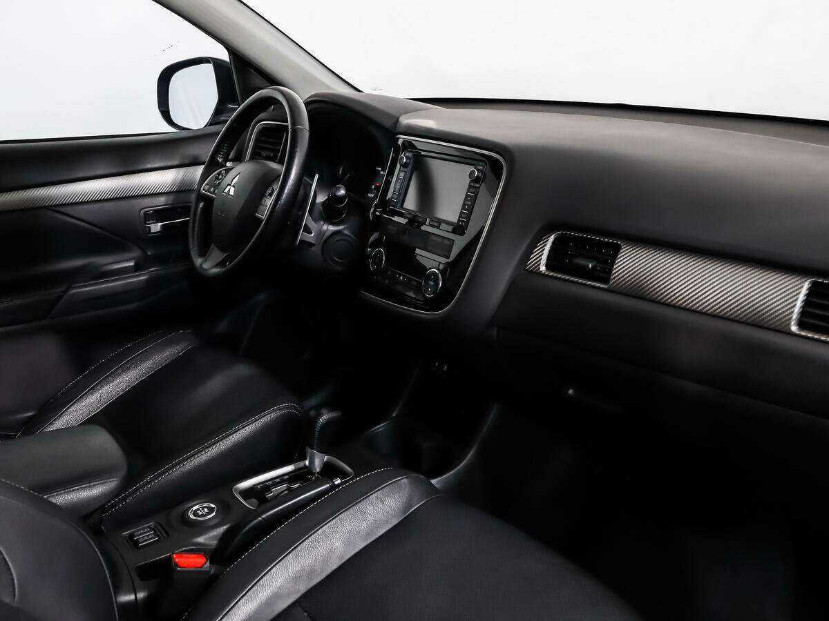 Mitsubishi Outlander 2014 года с пробегом. Фото: #8