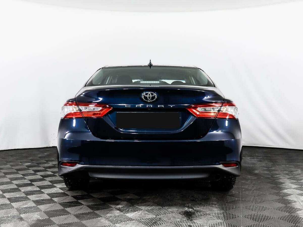 Toyota Camry 2020 года с пробегом. Фото: #3