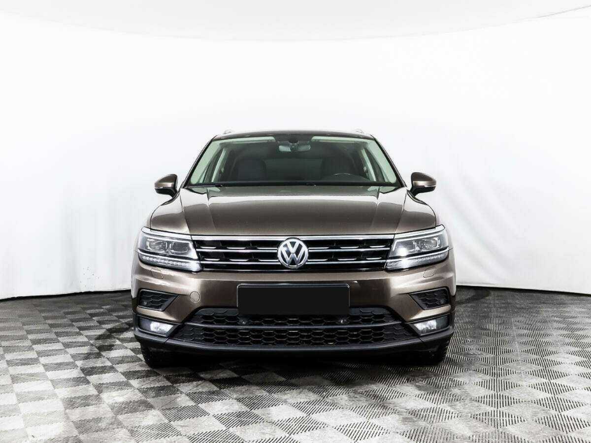 Volkswagen Tiguan 2018 года с пробегом. Фото: #1