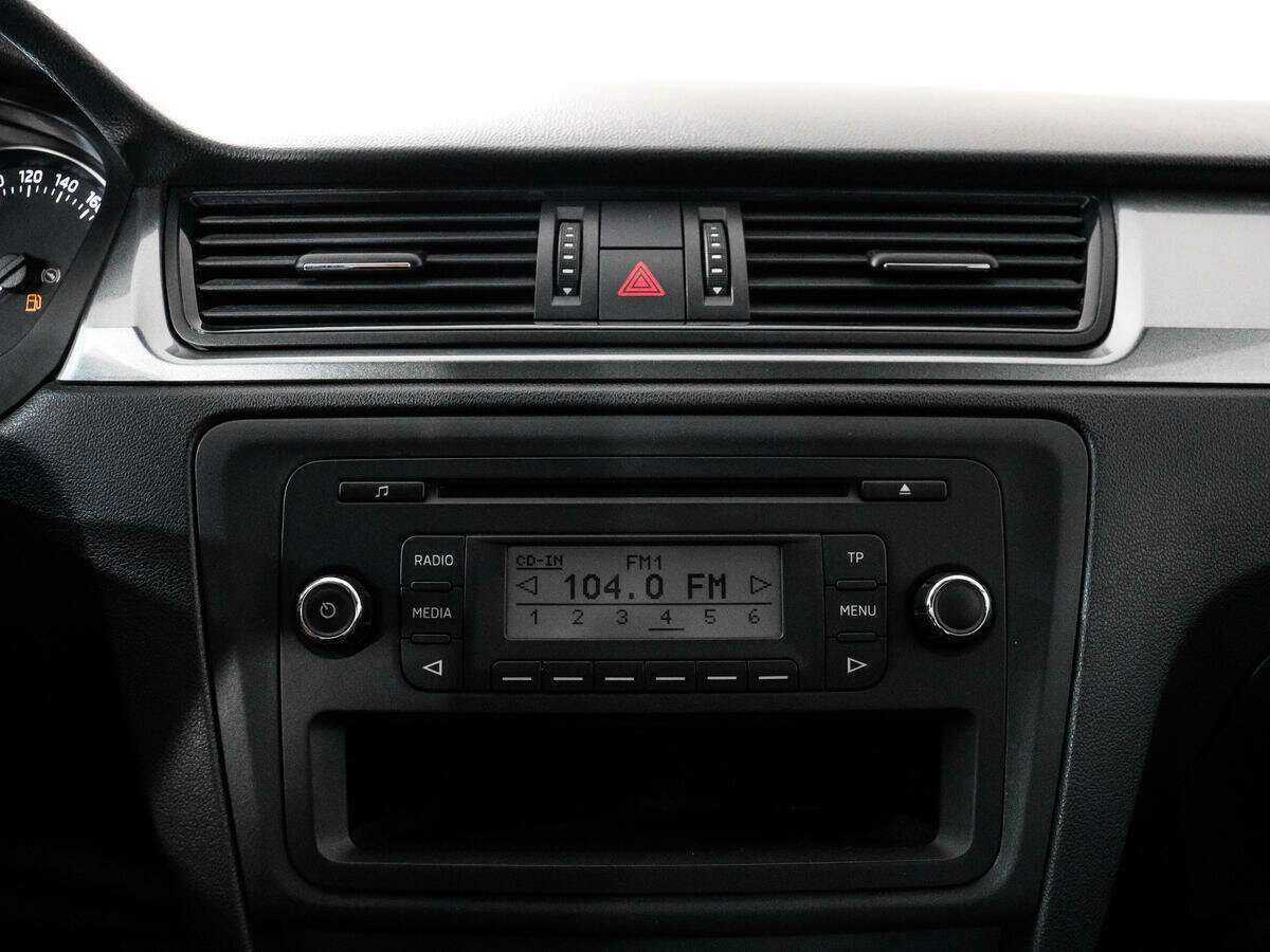 Б/У Шкода Рапид 2014 года. Фото: #12