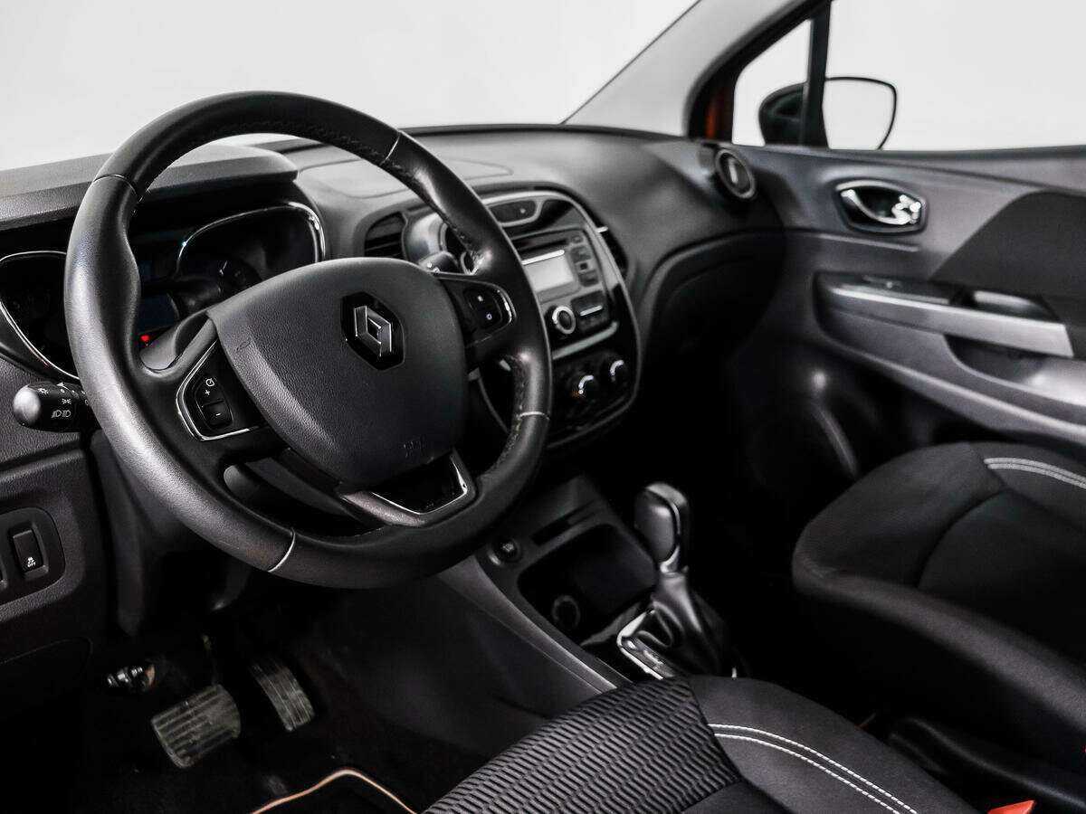 Б/У Рено Каптюр 2016 года. Фото: #6