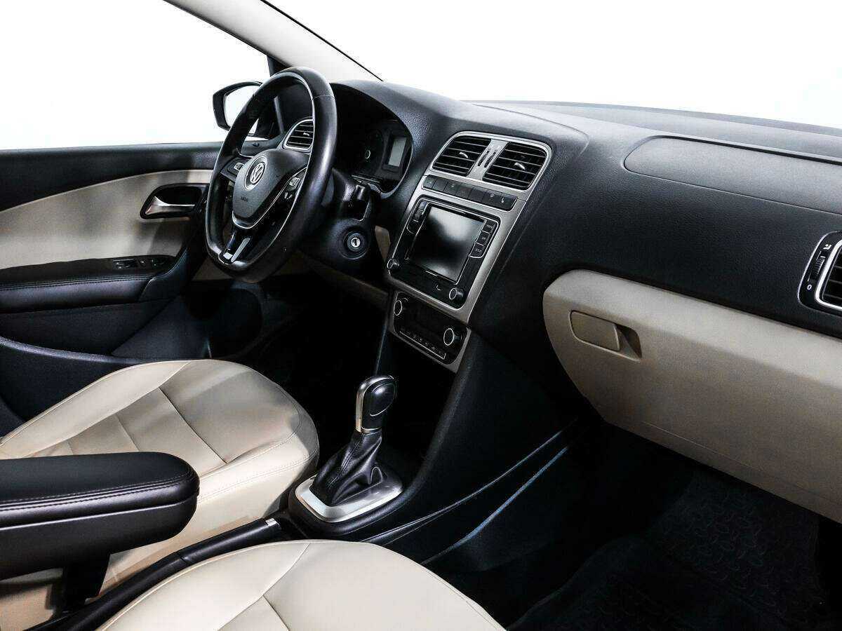 Б/У Фольксваген Поло 2018 года. Фото: #8