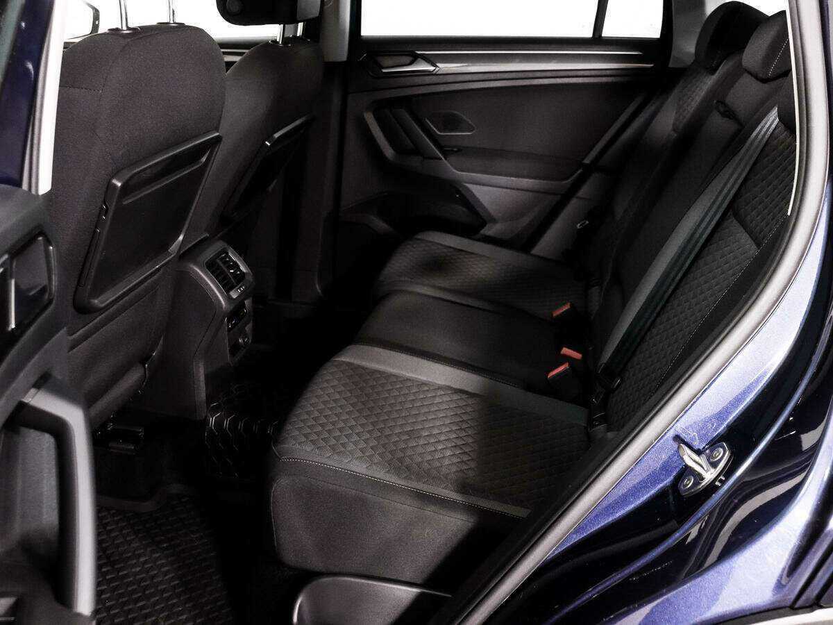 Б/У Фольксваген Тигуан 2017 года. Фото: #7