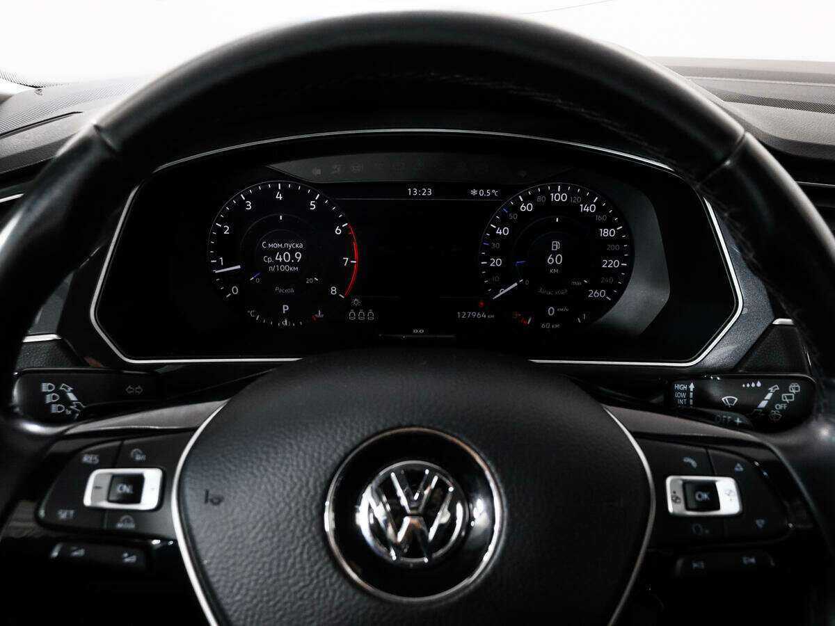 Б/У Фольксваген Тигуан 2017 года. Фото: #13