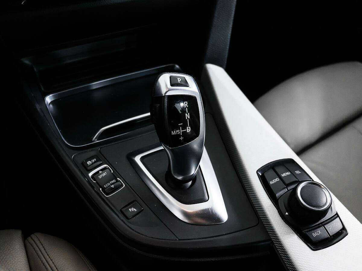 BMW 3 серии 2015 года с пробегом. Фото: #10