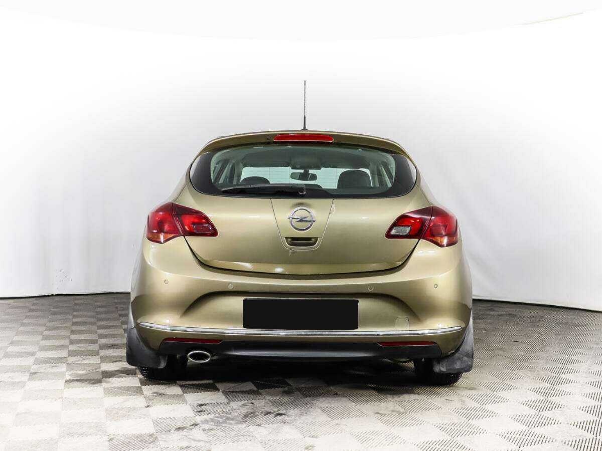 Б/У Опель Астра 2013 года. Фото: #5